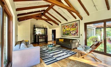 Casa en Arriendo en Luis Pasteur - Av Manquehue Norte