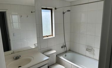 Casa en Arriendo en condominio los castaños