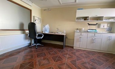 Local Comercial en Arriendo en Entre Baquedano y Blanco encalada