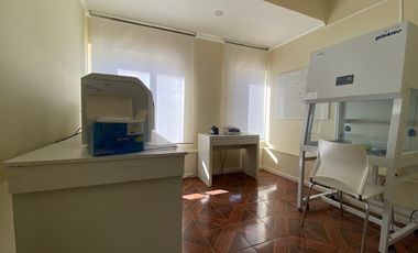 Local Comercial en Arriendo en Entre Baquedano y Blanco encalada