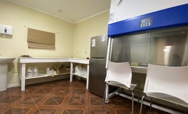 Local Comercial en Arriendo en Entre Baquedano y Blanco encalada