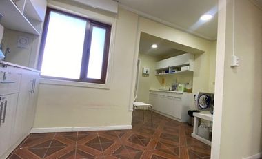 Local Comercial en Arriendo en Entre Baquedano y Blanco encalada