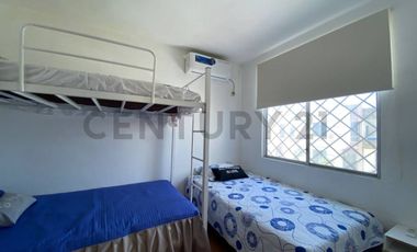 Casa en Venta en Salinas a una Cuadra del Mar Pcev.