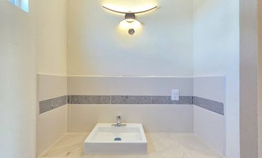 CASA EN VENTA DE 2 PLANTAS, 3 RECÁMARAS, 3.5 BAÑOS, COCHERA PARA 2 AUTOS