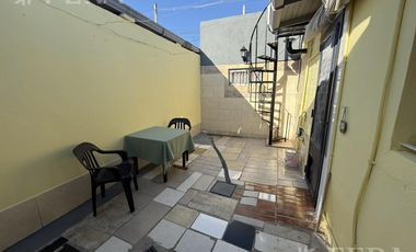 Venta de casa 2 ambientes con cochera en Florencio Varela