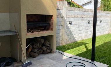 Duplex de 3 ambientes en VENTA en Monte Grande - Independencia 69