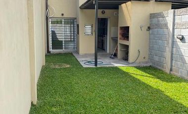 Duplex de 3 ambientes en VENTA en Monte Grande - Independencia 69