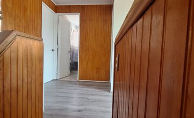 HERMOSA CASA AL INTERIOR  DE CONDOMINIO CON PISCINA