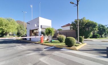 CASA  EN CIUDAD DE LOS VALLES CON  CLUB HOUSE Y AREAS VERDES