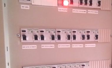 HERMOSA CASA AL INTERIOR  DE CONDOMINIO CON PISCINA