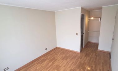 HERMOSA CASA AL INTERIOR  DE CONDOMINIO CON PISCINA