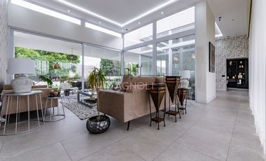 Casa en Venta en Lujosa Casa mediterránea completamente amoblada en Las Brisas de Chicureo.