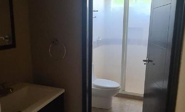 RENTA DE DEPARTAMENTO CON TERRAZA EN SAN LUCAS TEPETLACALCO, TLALNEPANTLA