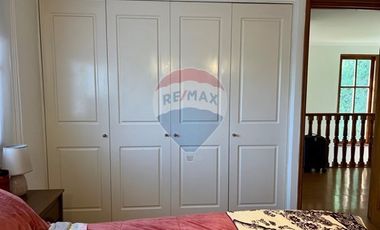 Casa mediterránea en exclusivo sector