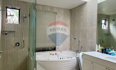 Casa mediterránea en exclusivo sector