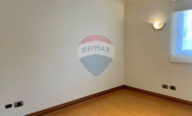 Casa mediterránea en exclusivo sector