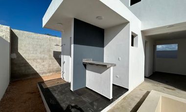 Residencia de lujo con 3 recámaras y alberca en Privada de Cholul