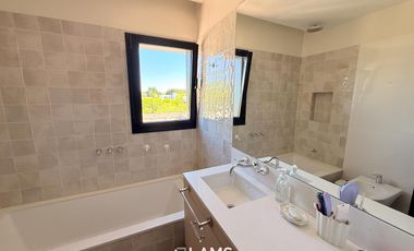 Alquiler temporada 25/26 - Casa - Arenas del sur