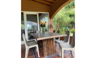 CASA CAMPESTRE EN ARRIENDO EN LA ESTRELLA ( TABLAZA )