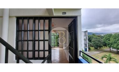 SE ARRIENDA APTO CONJUNTO VENCEDORES 4TO PISO EN YOPAL