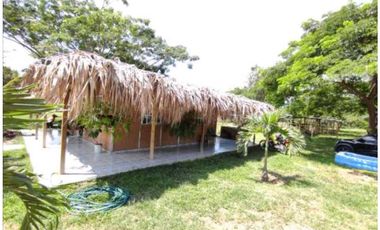 VENTA LOTE EN LA DOLORES CAUCASECO