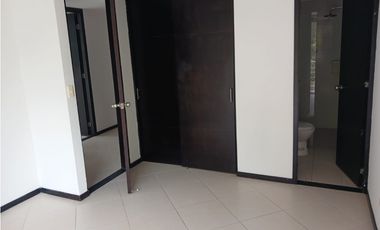 Apartamento en arriendo conjunto cerrado Niza 67 m2