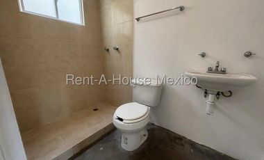 Departamento en Venta en Real Granada, Tecamac JL 26-926.