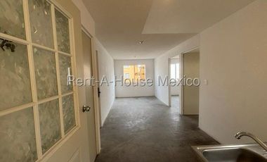 Departamento en Venta en Real Granada, Tecamac JL 26-926.