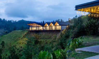 🌟 Nuevo ingreso | Casa moderna a estrenar en El Retiro