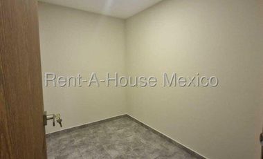 Departamento en Venta en Naucalpan de Juárez, Lomas de Anáhuac NC. 25-3128