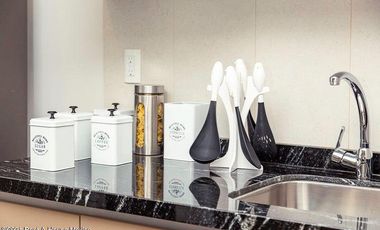 Departamento en  Venta en Cuautitlan Izcalli, Hacienda del Parque GIS  23-548