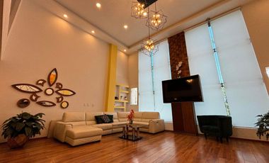 Edificio Comercial en Venta en Avante ,Coyoacan JL 26-668.