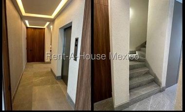 Departamento en Venta en Naucalpan de Juárez, Lomas de Tecamachalco  AM. 25-2636