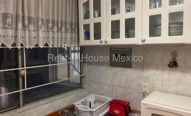 Departamento en Venta en Calle Volador, Lomas Verdes RU 25-3356.