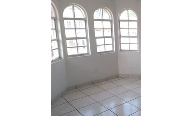 CONDADO DEL REY / 158M / 3 HABITACION / 2 NIVELES  / 2 PARKING / VACIA