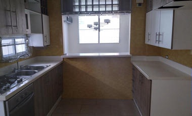 CONDADO DEL REY / 158M / 3 HABITACION / 2 NIVELES  / 2 PARKING / VACIA