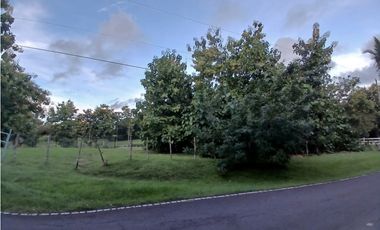 COSTA ESMERALDA / 1250M / FRENTE A VIA PRINCIPAL / CERCA DE PLAYA AG