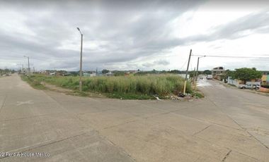Terreno a la Venta en Coatzacoalcos Paraiso de las Dunas ZG 26-2046