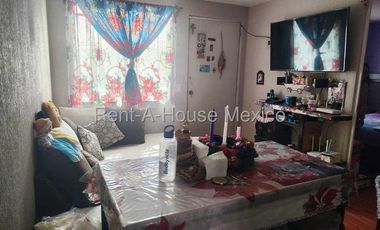 Departamento en venta en Fraccionamiento Valle San Pedro Urbi Villa del Campo, Tecámac 25-1817 MM