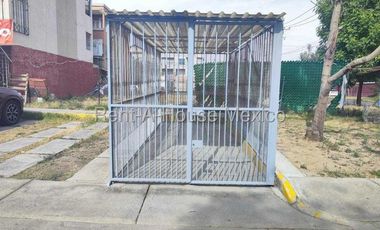 Departamento en venta en Fraccionamiento Valle San Pedro Urbi Villa del Campo, Tecámac 25-1817 MM