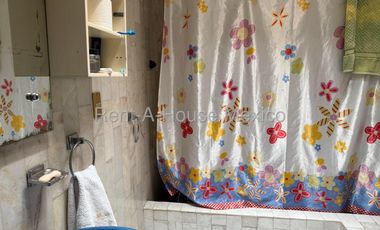 Casa en Venta en Venustiano Carranza, Emilio Carranza AM. 26-144