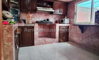 Casa en venta en Tultitlán, Tultitlán 25-906 MM