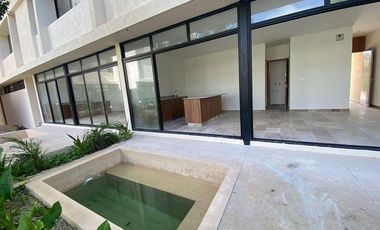 Casa en Venta en Temozon Norte, Merida CR 25-393.