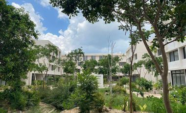 Casa en Venta en Temozon Norte, Merida CR 25-393.