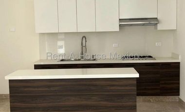 Casa en Venta en Conkal , Conkal CR 26-765.