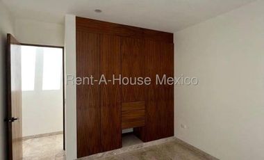Casa en Venta en Conkal , Conkal CR 26-765.