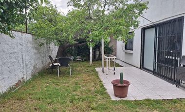 Local Comercial en Arriendo en Cerca de Avenida Tobalaba