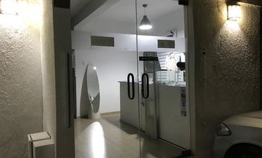 Local Comercial en Arriendo en Cerca de Avenida Tobalaba