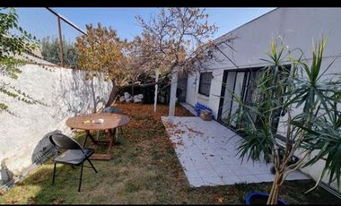 Local Comercial en Arriendo en Cerca de Avenida Tobalaba