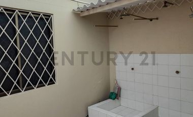 CASA EN VENTA SALINAS CON SUIT INDEPENDIENTE